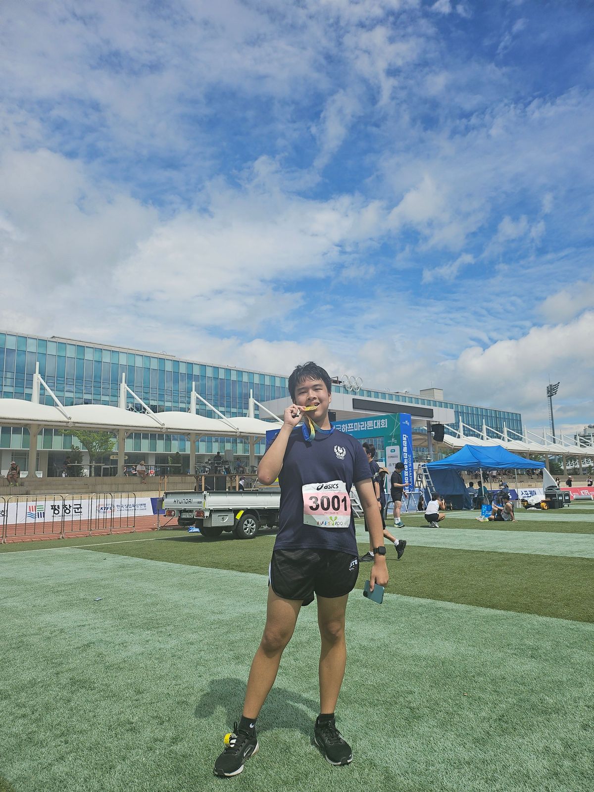 Cross Country — project by Yujun Piao